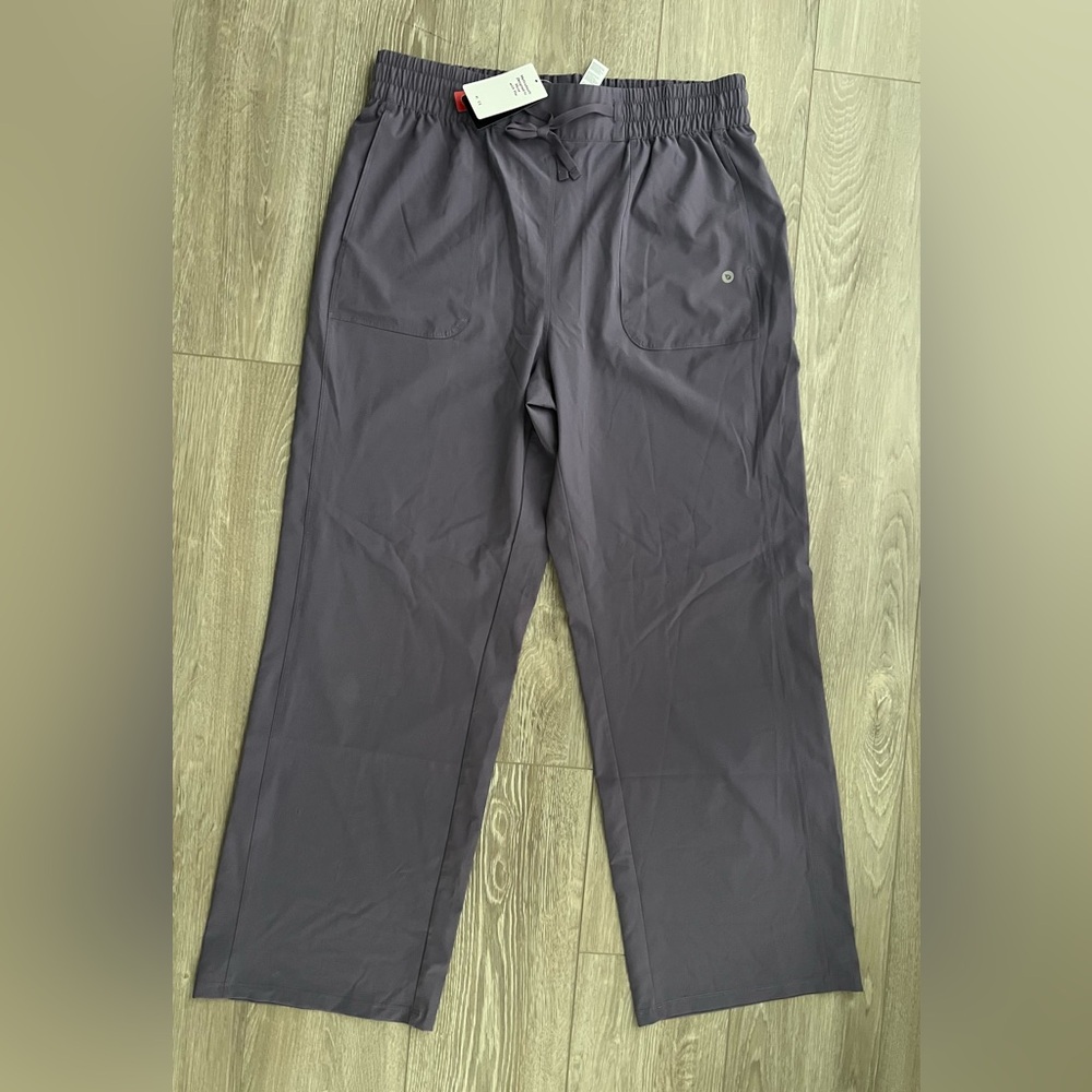 New Baleaf Activewear Pants size L